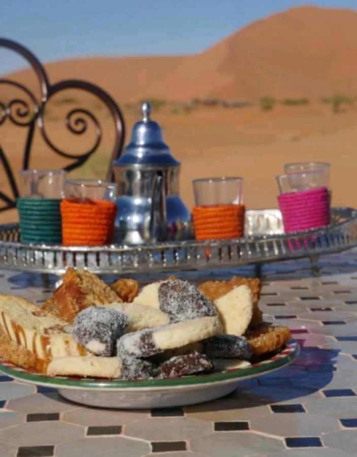 Merzouga Sahara Camp Екстериор снимка