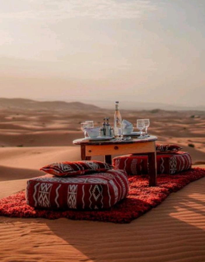 Merzouga Sahara Camp Екстериор снимка