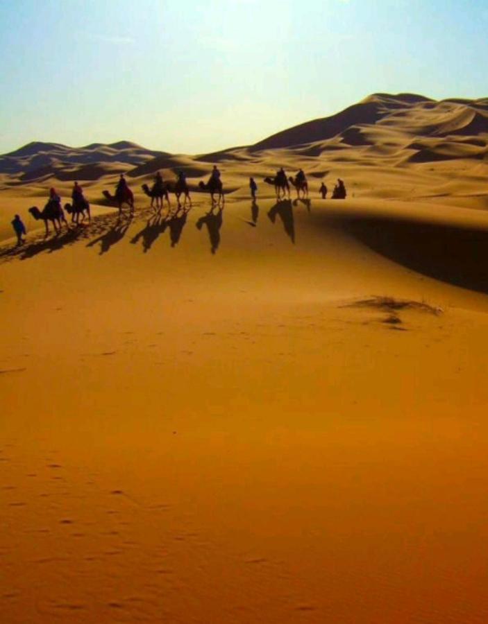 Merzouga Sahara Camp Екстериор снимка