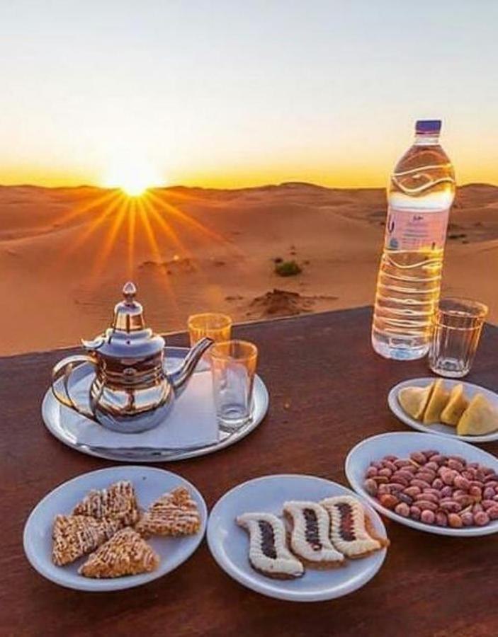 Merzouga Sahara Camp Екстериор снимка